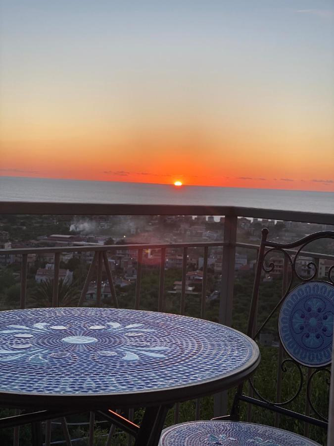 B&B Il Tramonto Капо-д'Орландо Экстерьер фото